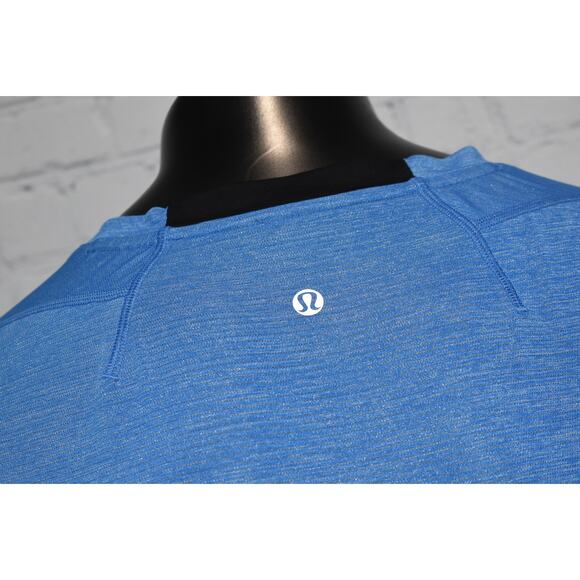 Lululemon Gym Shirt Mens Size Large Performance Polyester Blend Blue - Picture 1 of 9